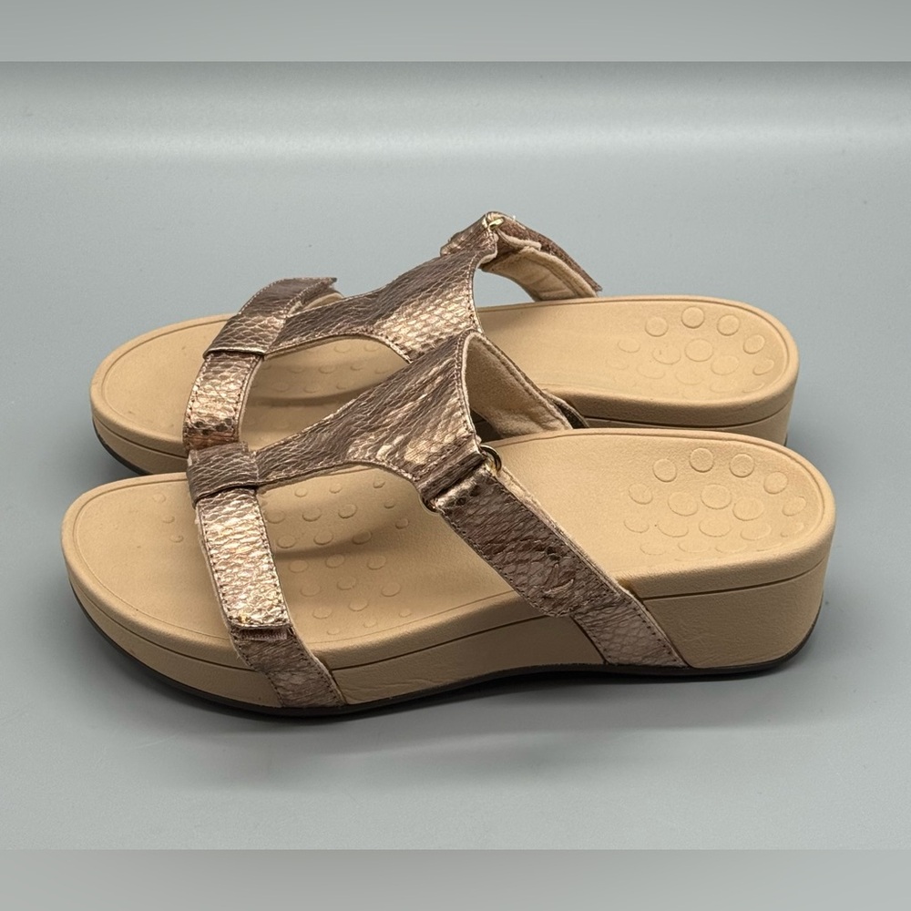 Vionic Pacific Ellie T Strap Sandals Rose Gold Snakeskin w/Orthaheel Womans sz 6